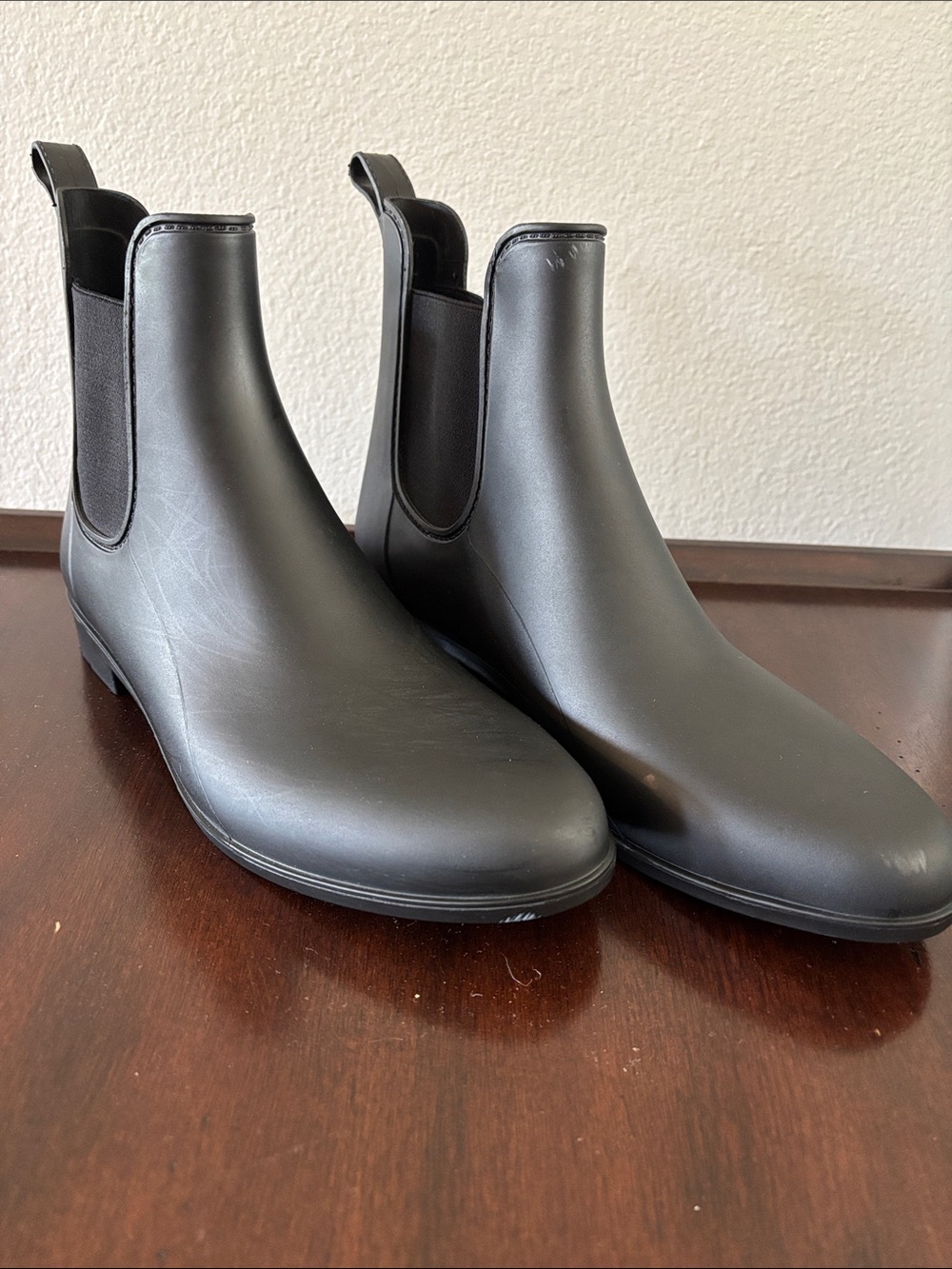 Woman's Size 11 Chelsea Ankle Winter/Rain Boots